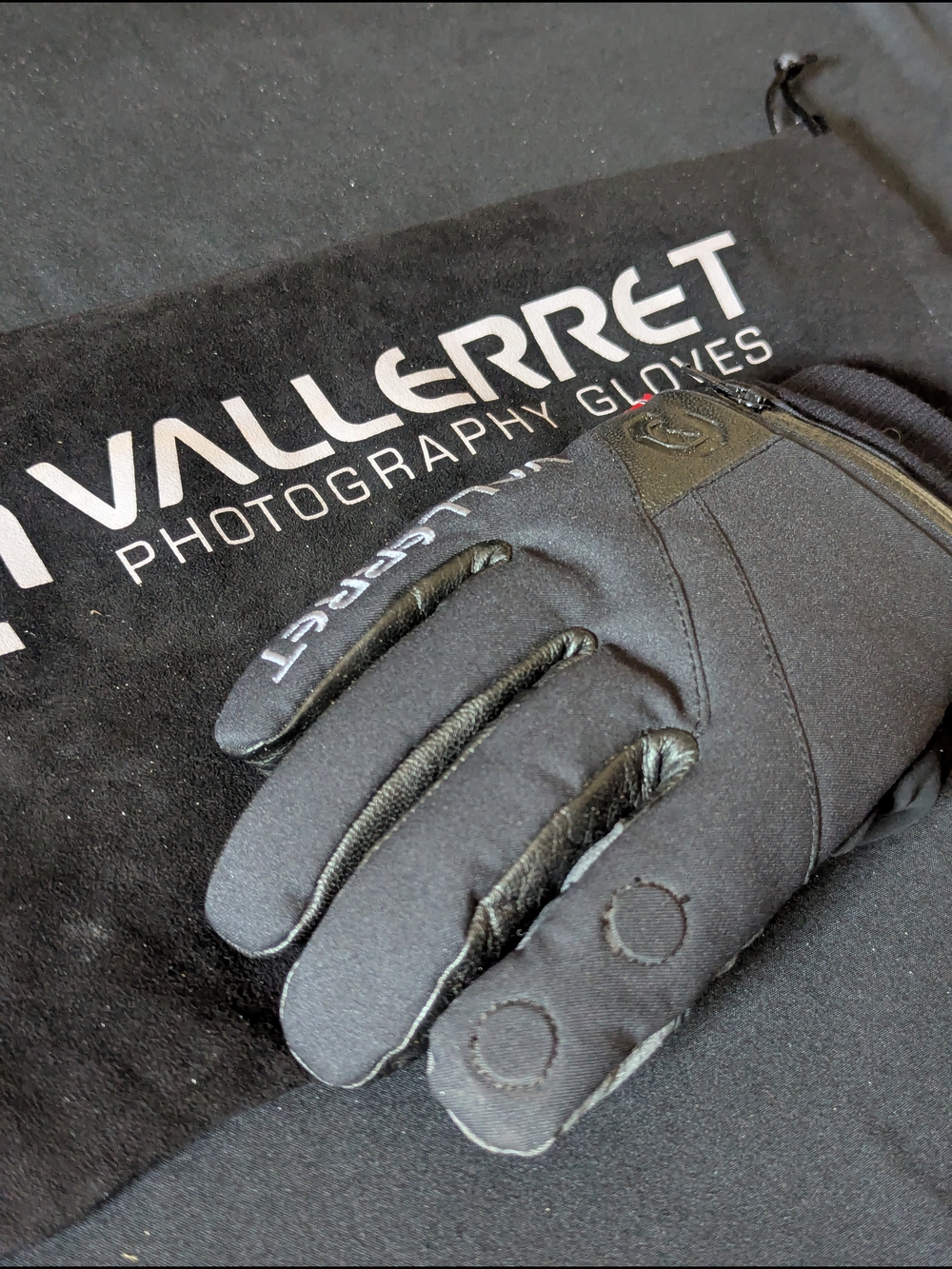 📤FINAL CALL - Sold Out Vallerret Tinden Magnetic Photography Winter Gloves - Picture 10 of 16
